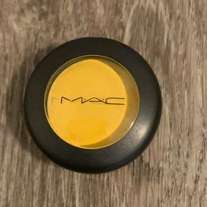 Mac Chrome Yellow single eyeshadow